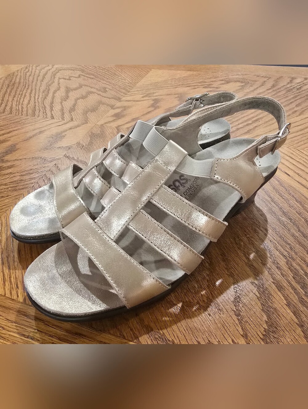 SAS Allegro Lusso Croc-Embossed Strappy Sandals With Box